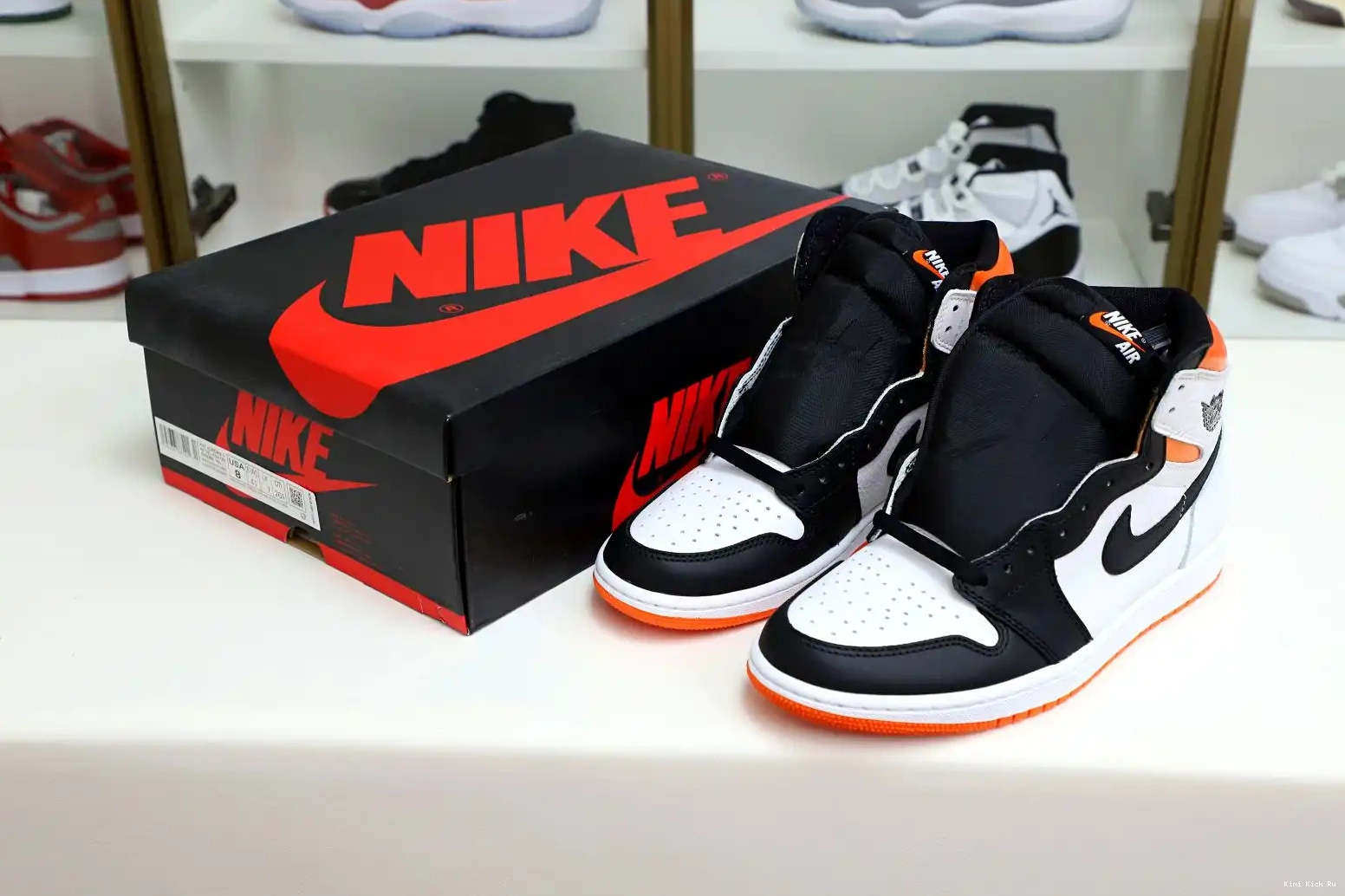 Retro 1 Kimikick Electro Orange' Air Jordan OG High 0702